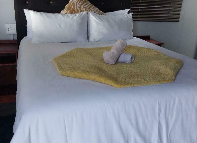 Номер Стандарт, Mkhuze Inn