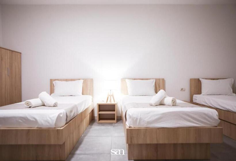 اتاق کلاسیک سه تخته, San Međugorje