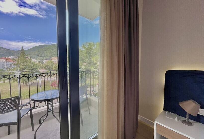 اتاق استاندارد, Comfort Apartments Pasha