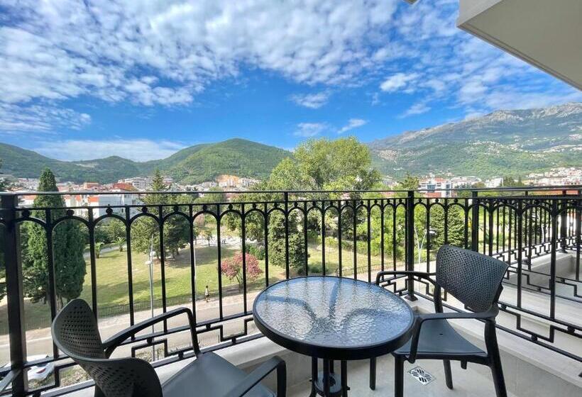 Номер Стандарт Вид на Горы, Comfort Apartments Pasha