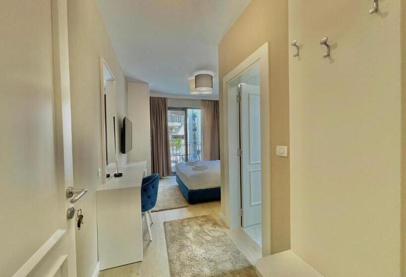 Номер Стандарт Вид на Город, Comfort Apartments Pasha