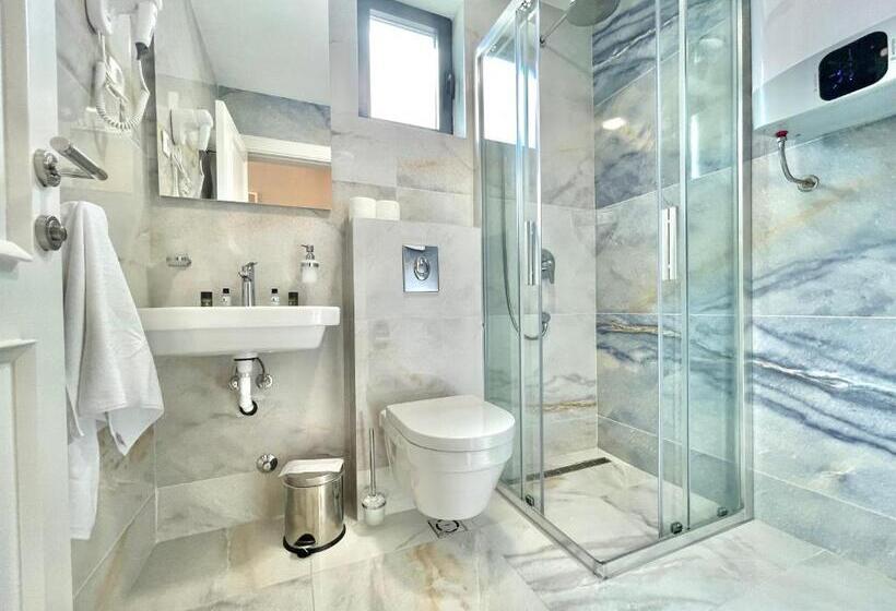 اتاق استاندارد با تخت بزرگ, Comfort Apartments Pasha