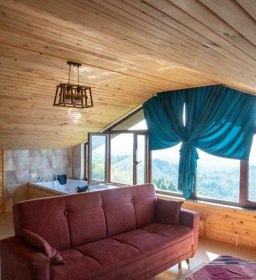 جناح عائلي, Bulepe Suit Apart