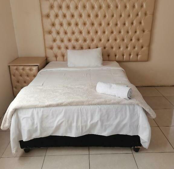 デラックスファミリールーム, Maletjane Holiday Resort