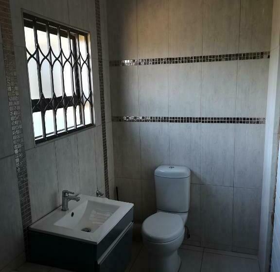 Семейный Номер Deluxe, Maletjane Holiday Resort