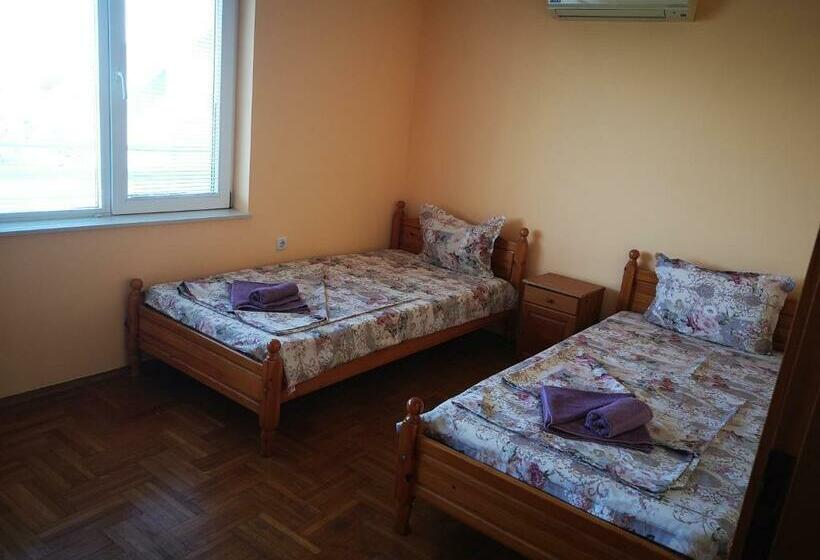 חדר דלוקס, Black Sea Pearl