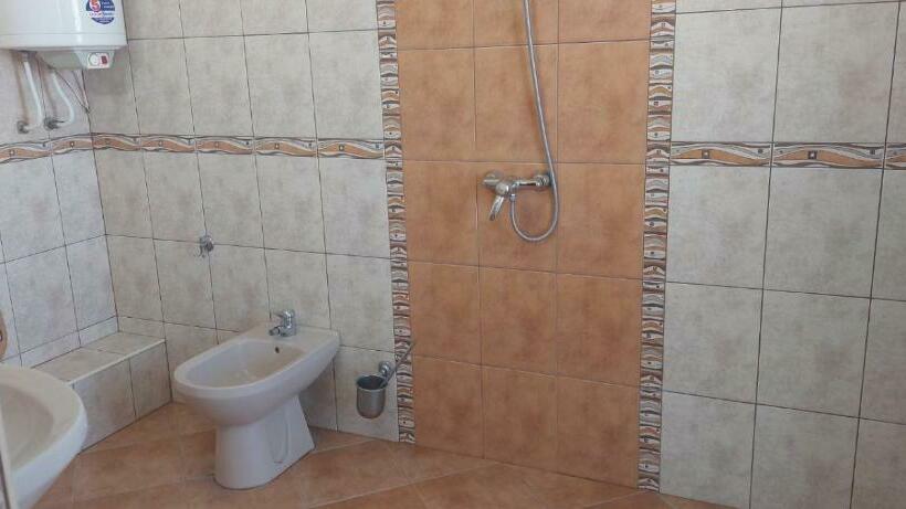 חדר דלוקס, Black Sea Pearl