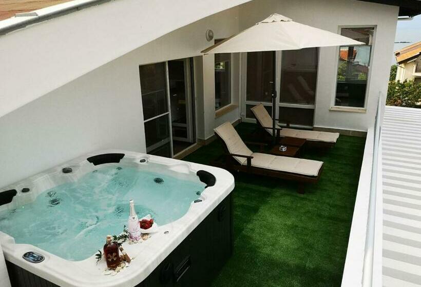 דירת חדר דלוקס, Black Sea Pearl