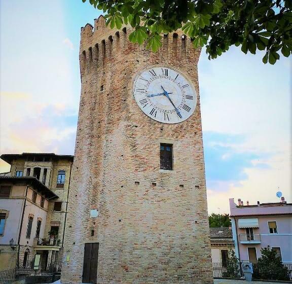 高级家庭房间, Niki S Rooms