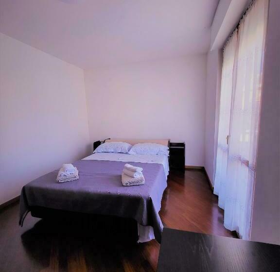 高级家庭房间, Niki S Rooms