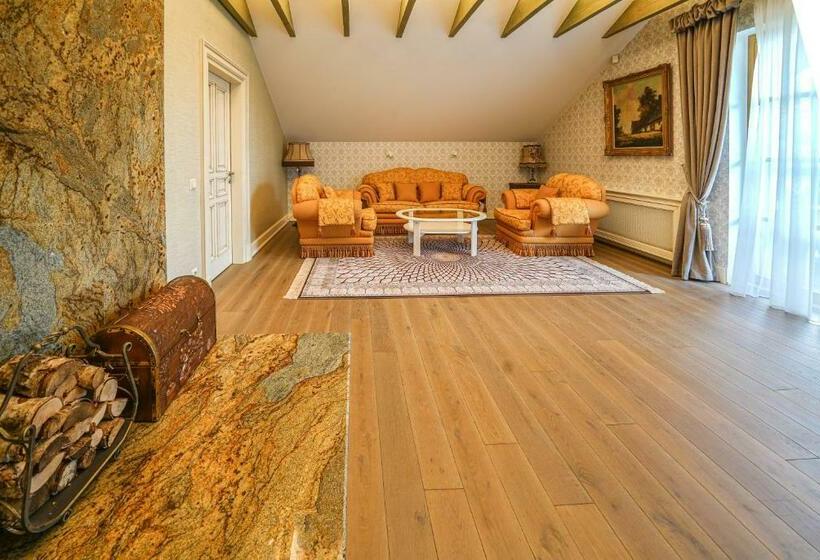 اتاق لوکس, Royal Horse Resort