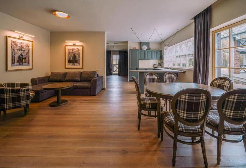 اتاق دوبلکس, Royal Horse Resort