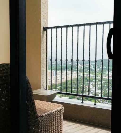 استودیو استاندارد با بالکن, E3 Hillside Apartment Phú Quốc