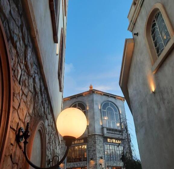 استودیو استاندارد با بالکن, E3 Hillside Apartment Phú Quốc