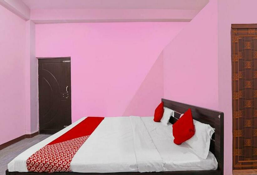 חדר קלאסי לשלושה, Oyo Flagship Metro Guest House