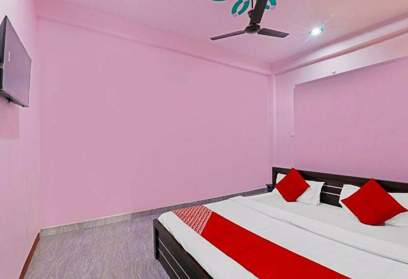 חדר קלאסי לשלושה, Oyo Flagship Metro Guest House