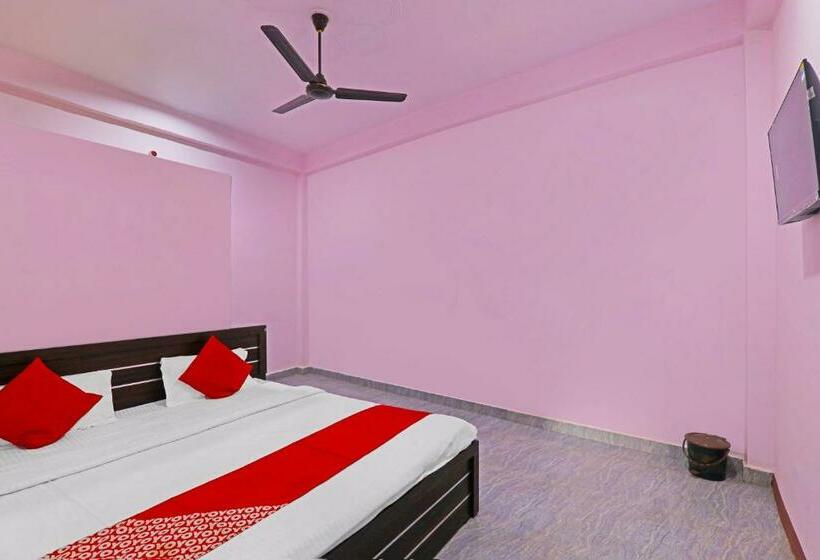 חדר קלאסי לשלושה, Oyo Flagship Metro Guest House