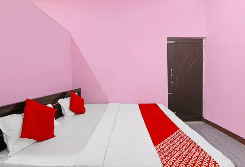 חדר קלאסי לשלושה, Oyo Flagship Metro Guest House