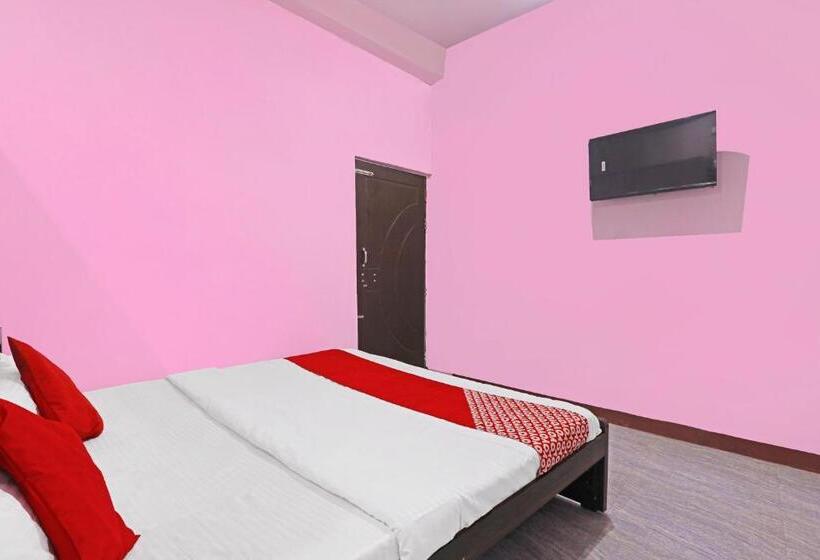 חדר קלאסי לשלושה, Oyo Flagship Metro Guest House