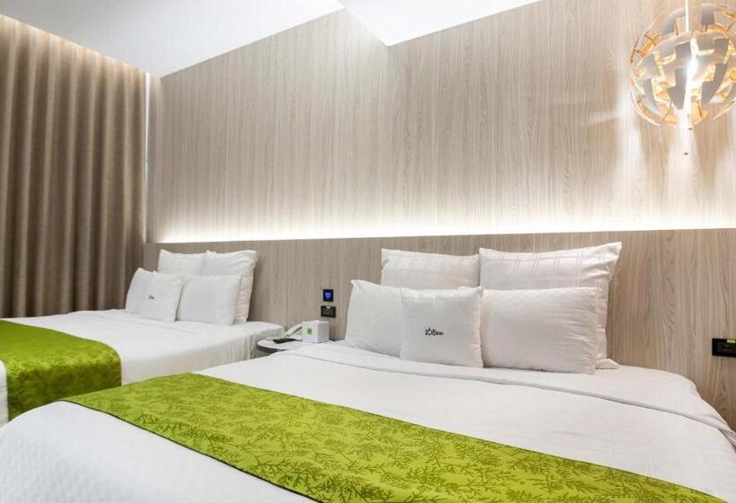 اتاق کلاسیک چهارنفره, 168 Motel Taoyuan