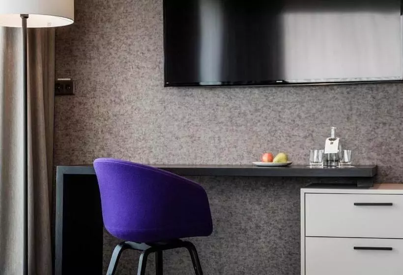 سوییت, B Smart Hotel Bendern