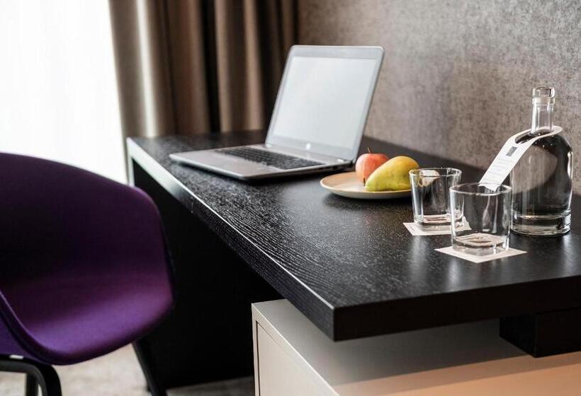 سوییت, B Smart Hotel Bendern