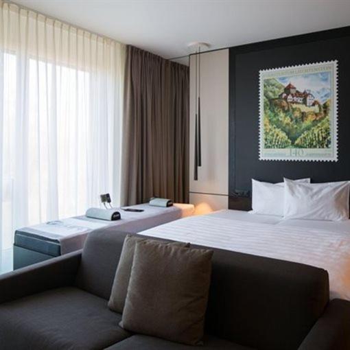سوییت جونیور, B Smart Hotel Bendern