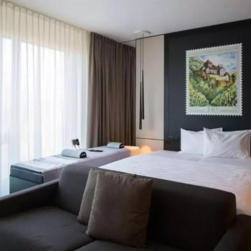 سوییت جونیور, B Smart Hotel Bendern