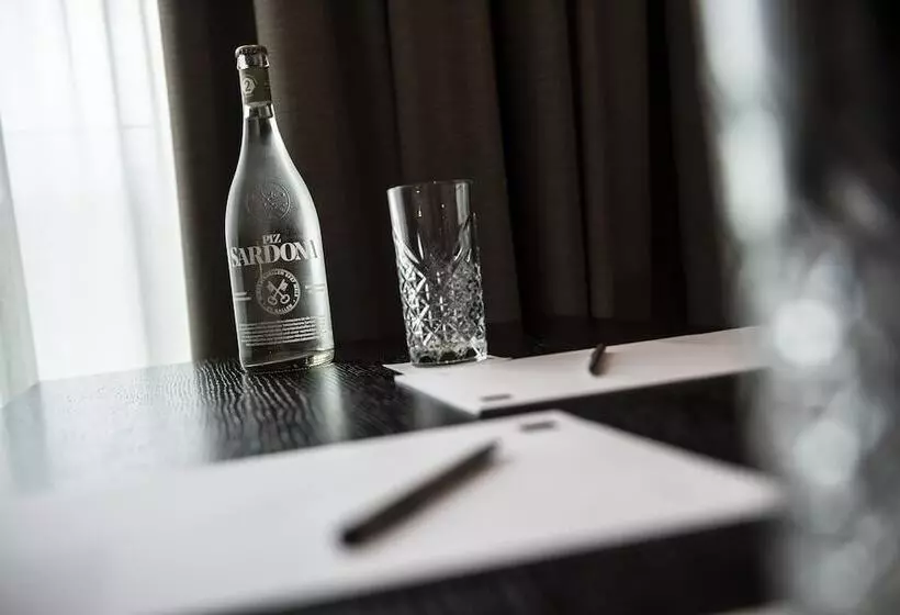 سوییت جونیور, B Smart Hotel Bendern