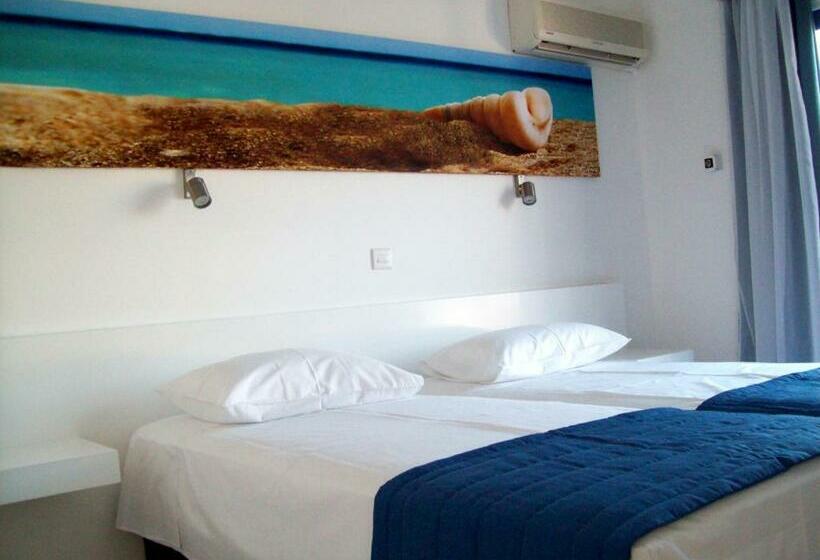 דירת משפחה, Flokkas Hotel Apartments