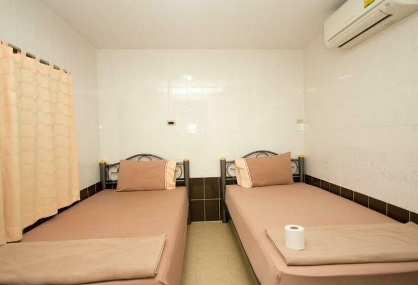 اتاق استاندارد, At Home Guest House