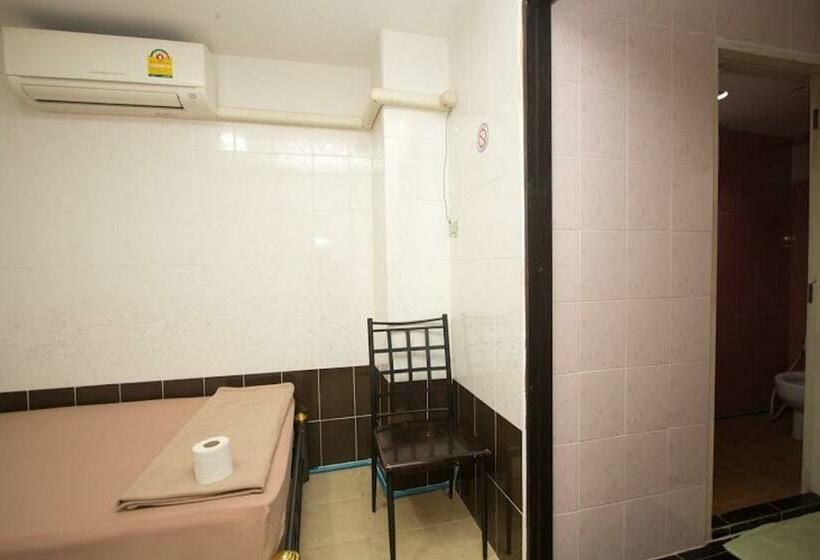 اتاق استاندارد, At Home Guest House