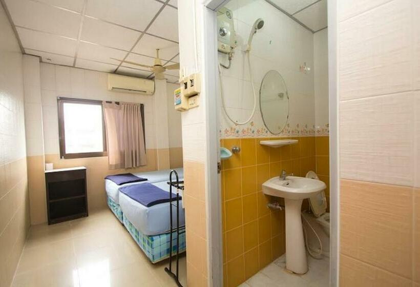 اتاق استاندارد, At Home Guest House