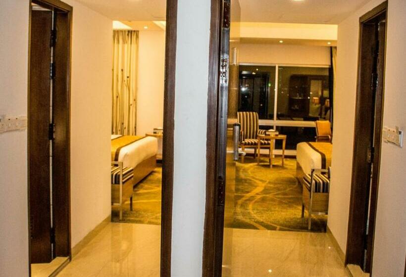 سوییت سوپریور, Bengal Canary Park