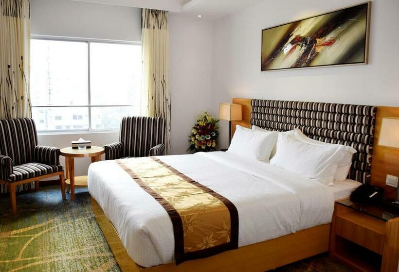 سوییت سوپریور, Bengal Canary Park