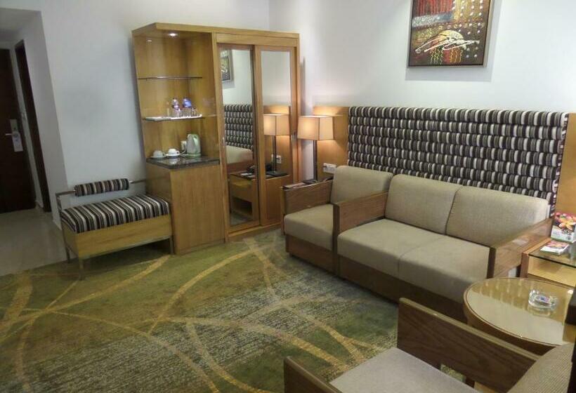 سوییت سوپریور, Bengal Canary Park