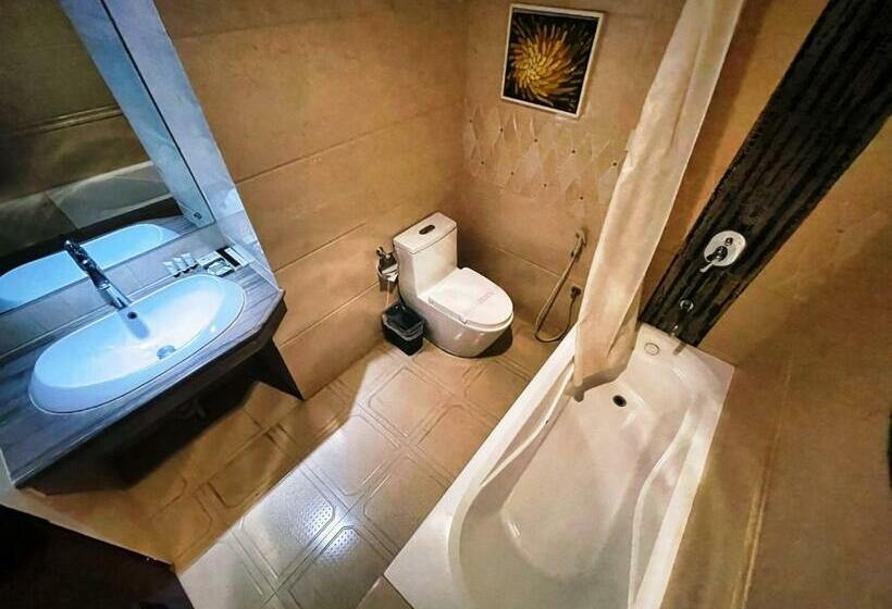 اتاق سوپریور, Bengal Canary Park