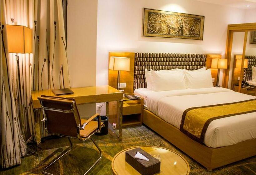 اتاق سوپریور, Bengal Canary Park