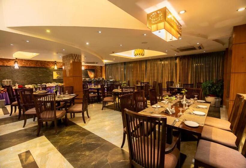 سوییت سوپریور, Bengal Canary Park