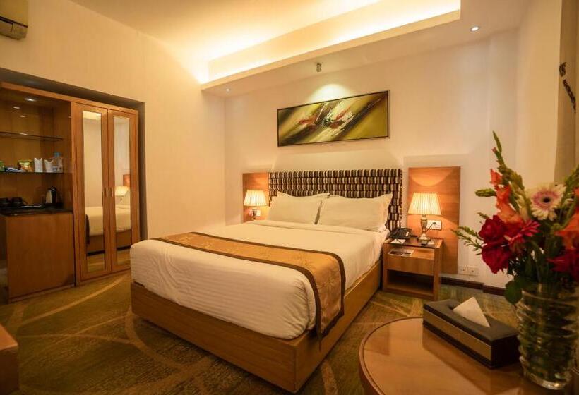 اتاق لوکس یک تخته, Bengal Canary Park