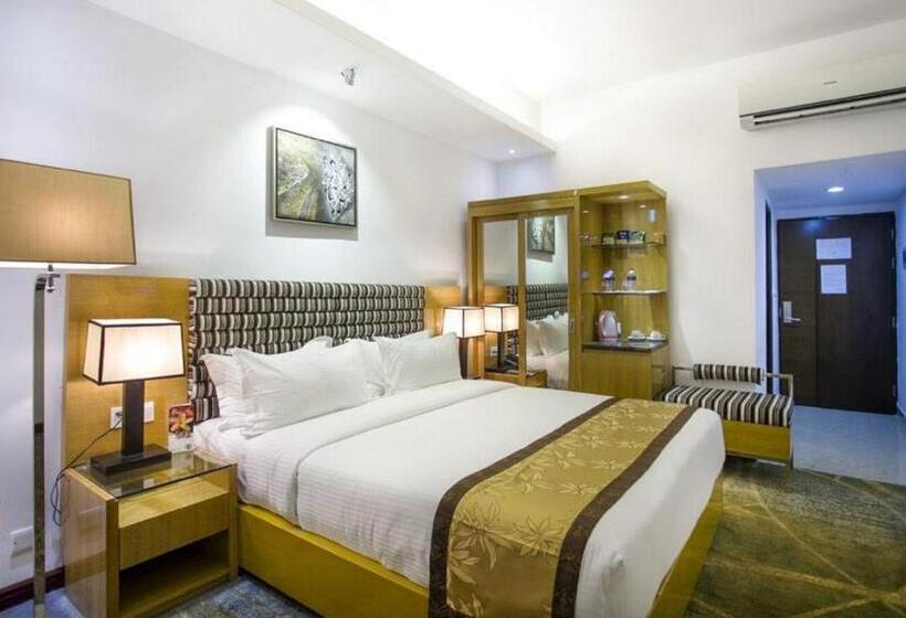 اتاق سوپریور, Bengal Canary Park