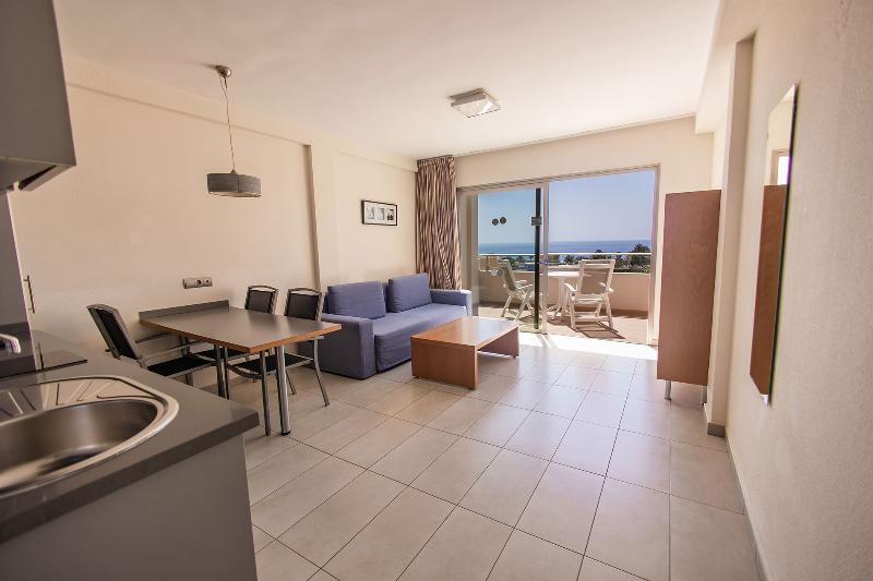 اتاق لوکس یک تخته, Bengal Canary Park