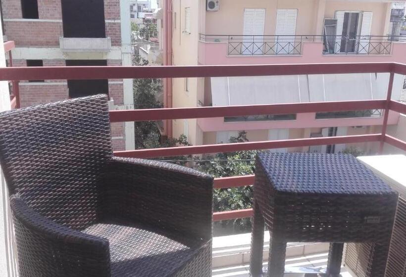 غرفة قياسية فردية, Feevos