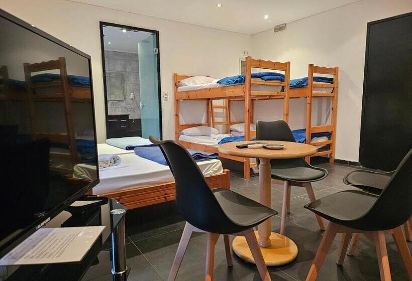 غرفة سوبيريور عائلية, Feevos