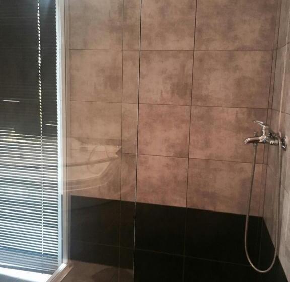 غرفة سوبيريور عائلية, Feevos