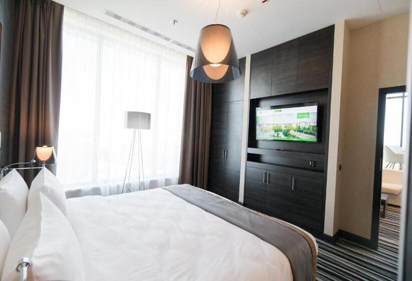 סוויטת אקזקיוטיב, עם מיטת קינג, Holiday Inn Dąbrowa Górnicza Katowice, An Ihg