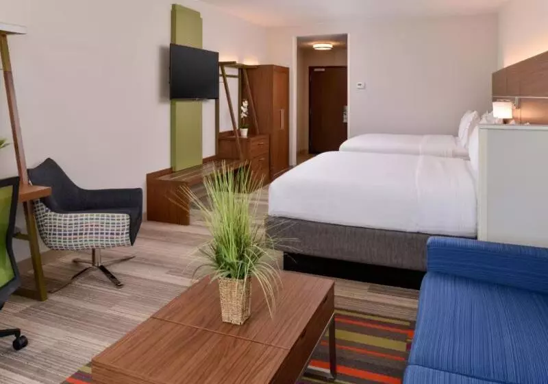 身障者適用スイートルーム, Holiday Inn Express & Suites Trinity, An Ihg