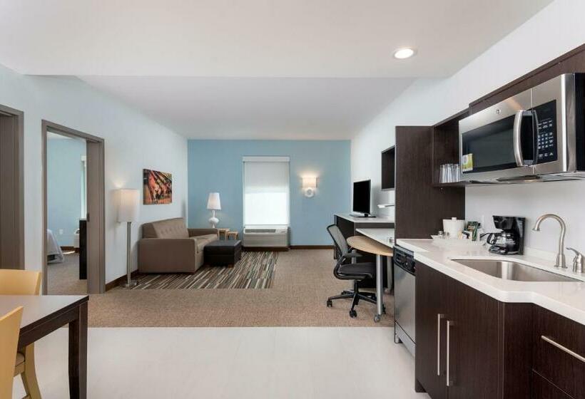 带大床的复式套间, Home2 Suites By Hilton Charlotte University Research Park