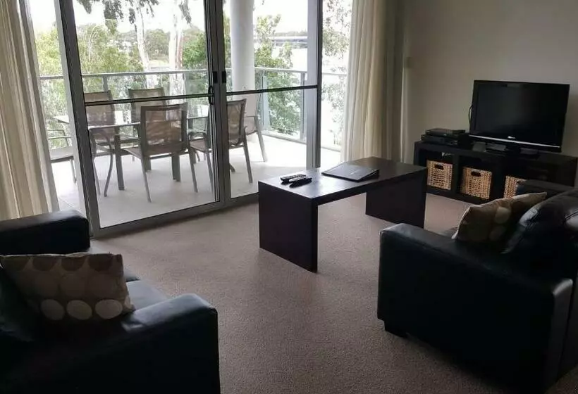 １ベッドルームアパートメント, Itara Apartments