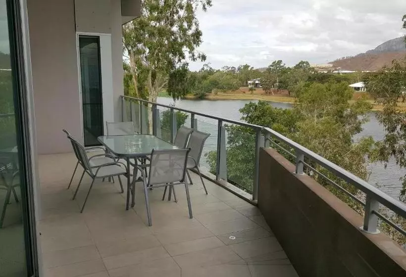３ベッドルームアパートメント, Itara Apartments